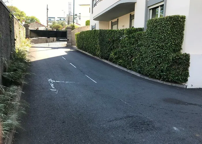 Apartment, With Pool * Funchal (Madeira)